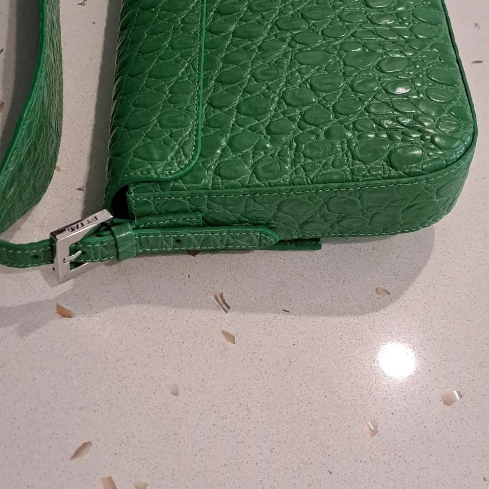 NWOT By Far shoulder bag - Picture 7 of 13